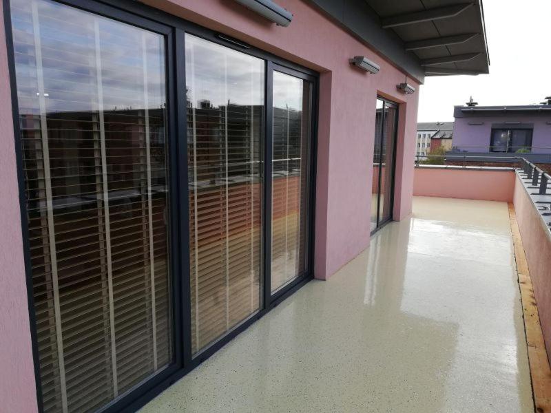 Apartament 80M2 Z 70M2 Tarasem -W Pelni Wyposazony - Wyjatkowe Centrum Miasta Włocławek Eksteriør billede
